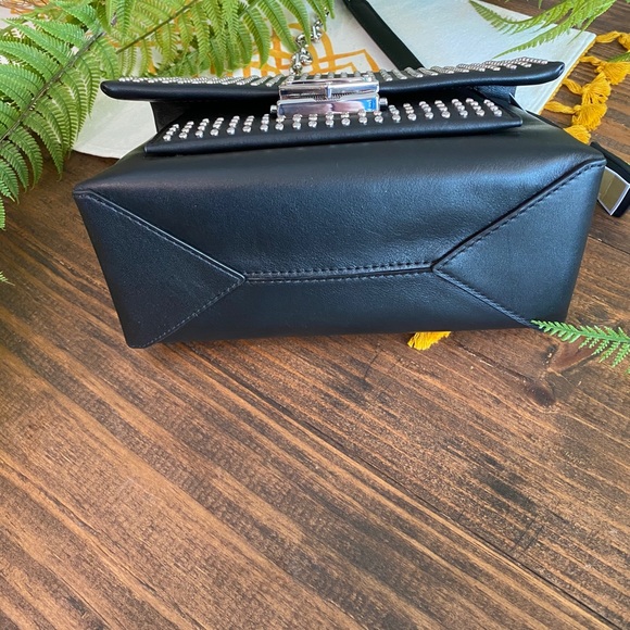 Purse - Picture 3 of 5